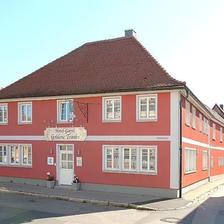 Hotel Garni Goldene Traube Bad Windsheim Luaran gambar