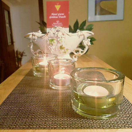 Hotel Garni Goldene Traube Bad Windsheim Luaran gambar