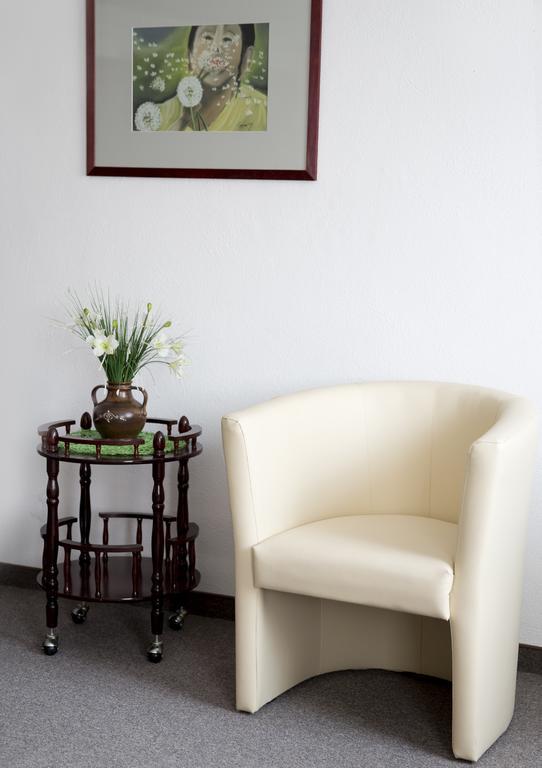 Hotel Garni Goldene Traube Bad Windsheim Bilik gambar